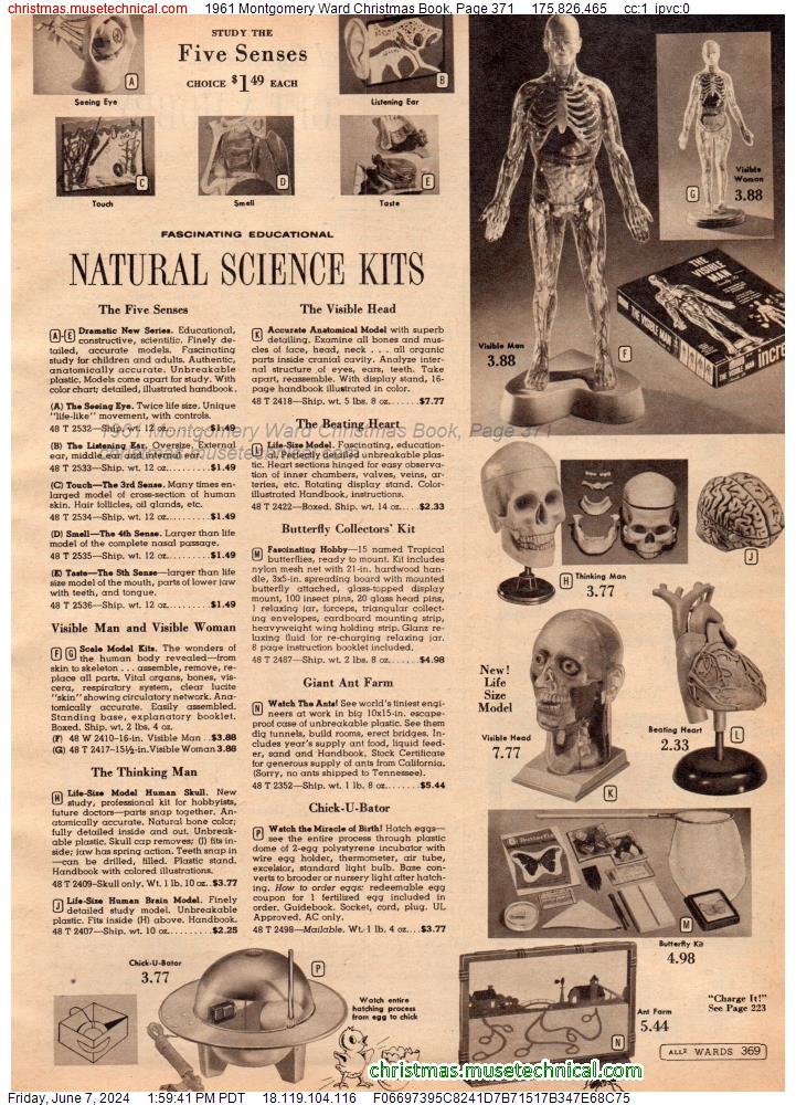 1961 Montgomery Ward Christmas Book, Page 371