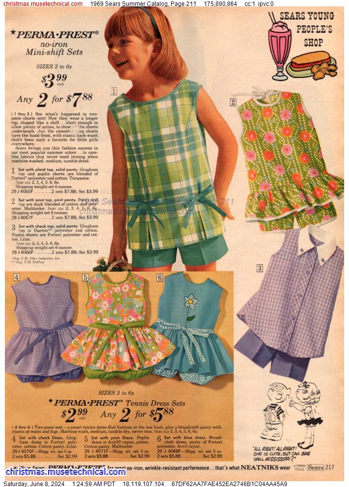 1969 Sears Summer Catalog, Page 211