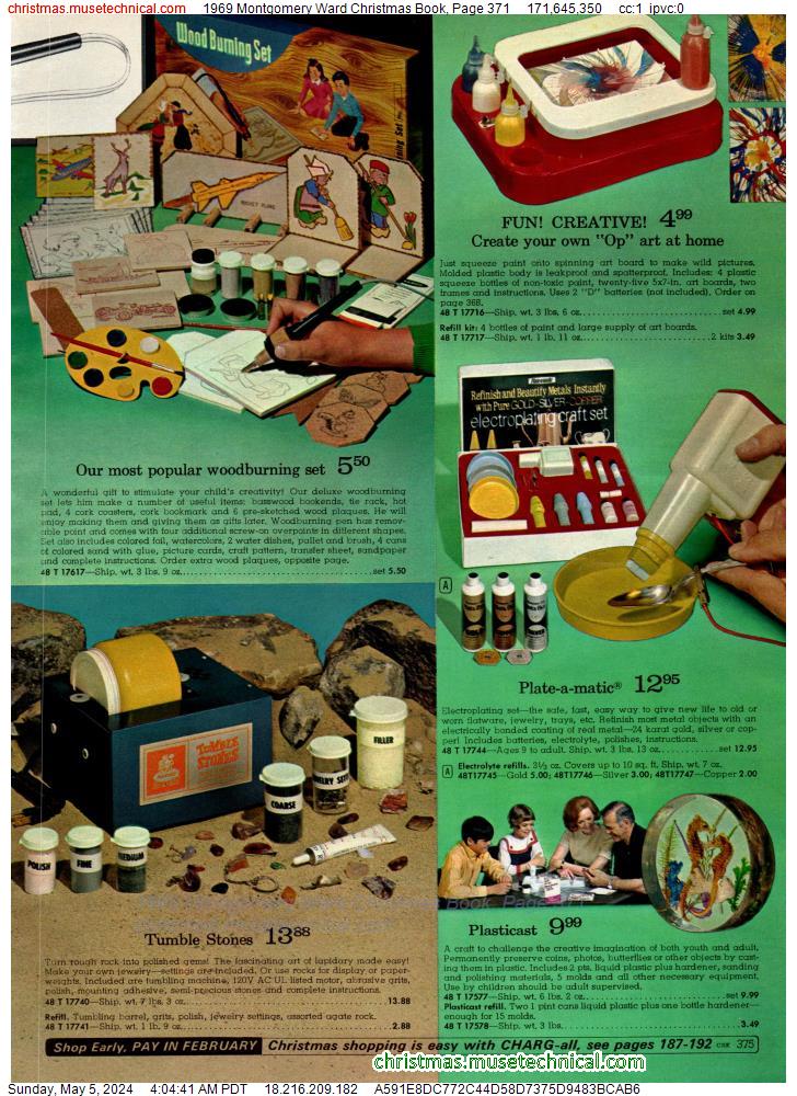 1969 Montgomery Ward Christmas Book, Page 371