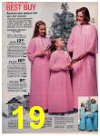 1976 Montgomery Ward Christmas Book, Page 19
